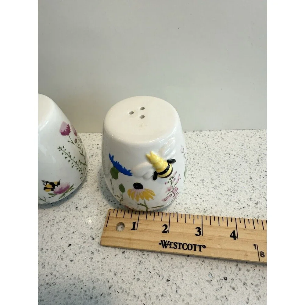 Spring Bumblebee Bee Flower Salt and Pepper Shakers Set Colorful Ceramic
